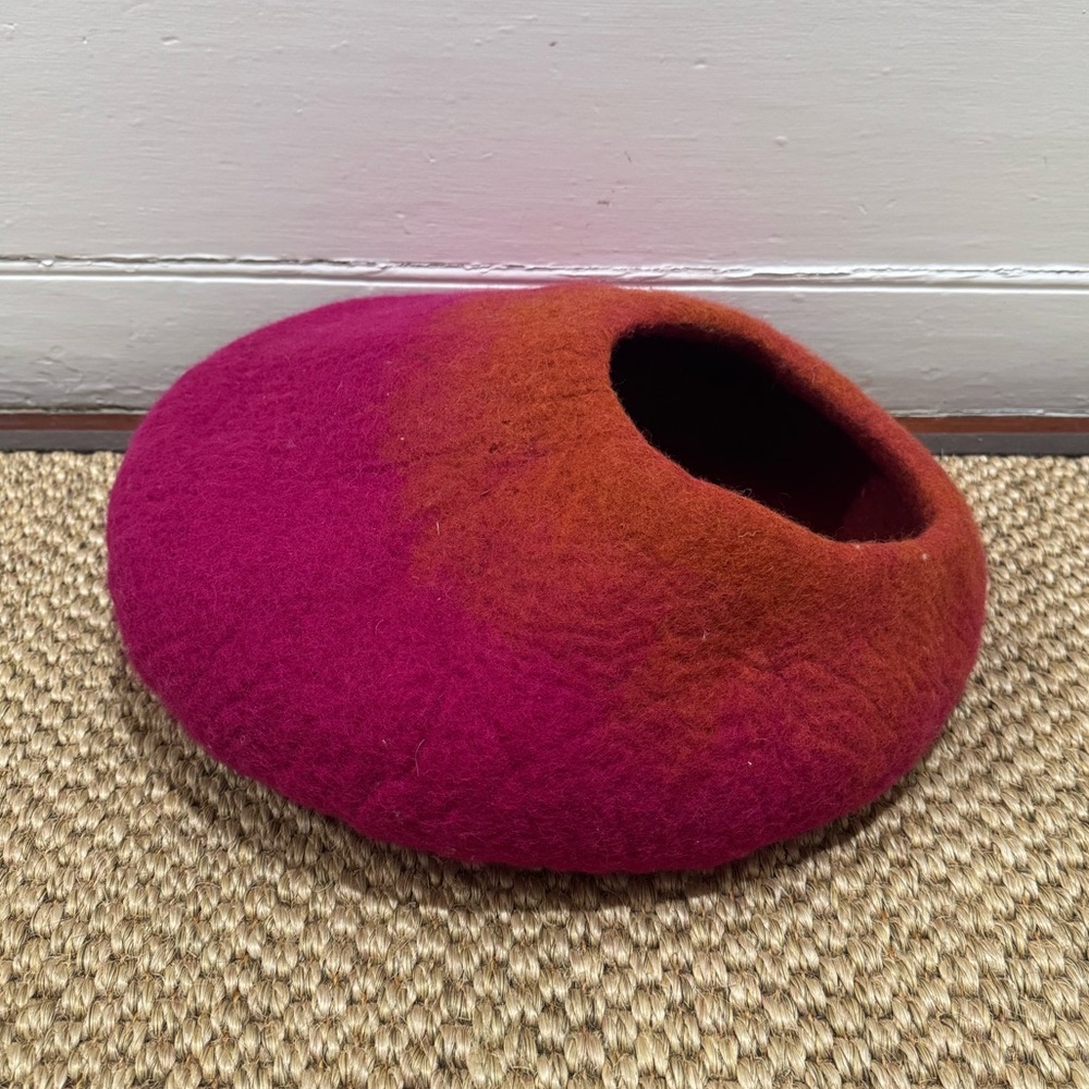 Dharma Dog Karma Cat Magenta Wool Pet Cave